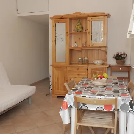 Holiday home Villetta Arco Dei Garofani In Baia Verde By Nonsolomare Vacanze Srlu
