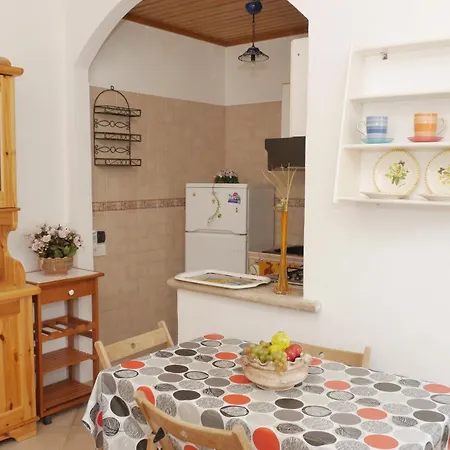 Holiday home Villetta Arco Dei Garofani In Baia Verde By Nonsolomare Vacanze Srlu *